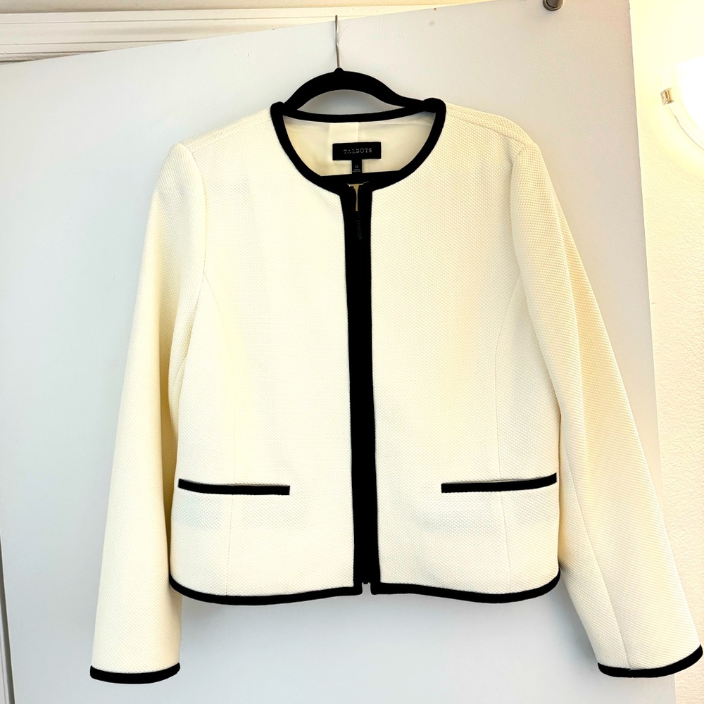 TALBOTS BLACK & WHITE BLAZER JACKET